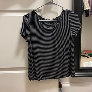 American Eagle shirt